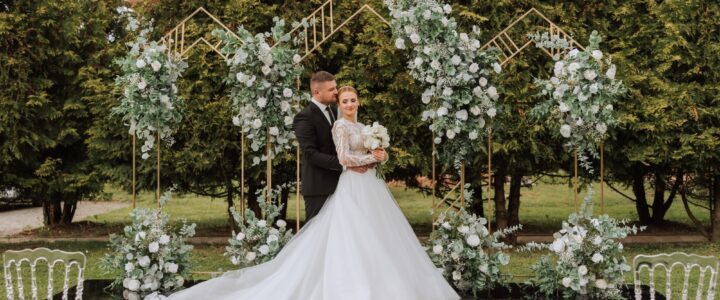 How Far in Advance Should You Order Wedding Invitations?